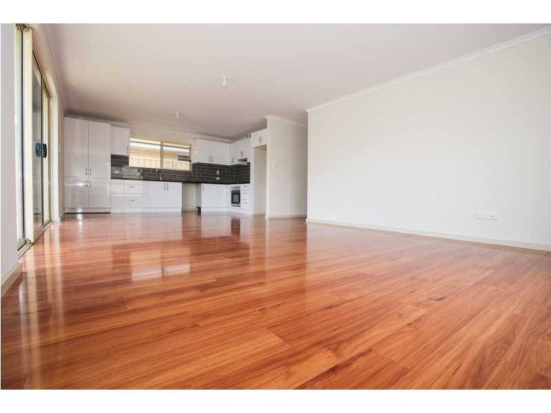 15B Miller Crescent, Parafield Gardens SA 5107