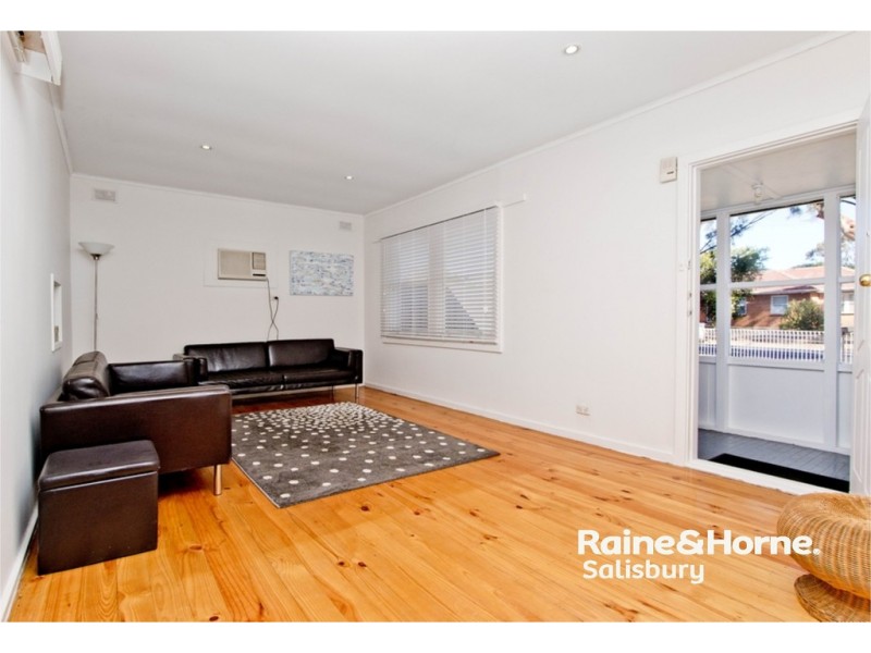 7 St Leonard Crescent, Elizabeth Downs SA 5113