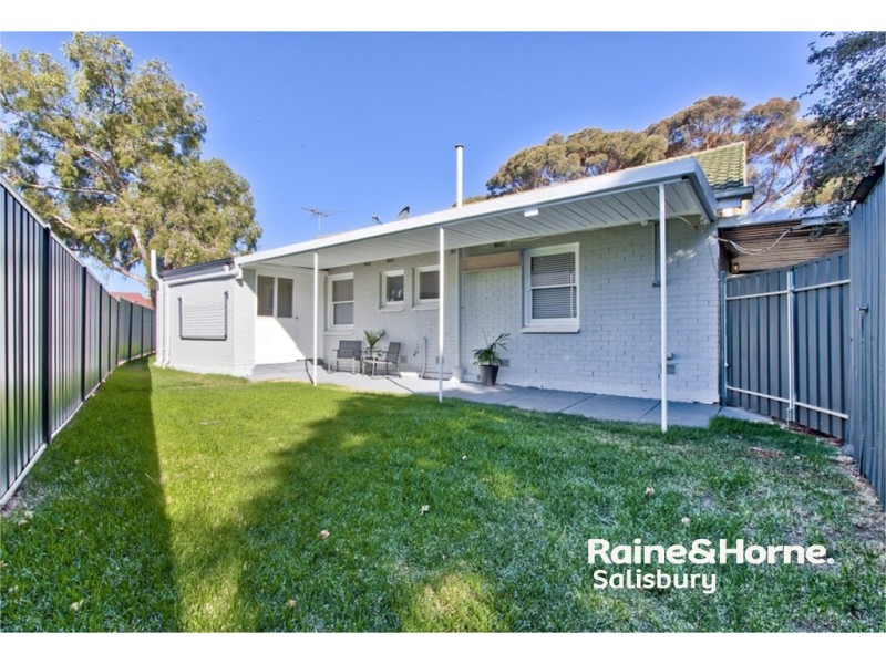 7 St Leonard Crescent, Elizabeth Downs SA 5113