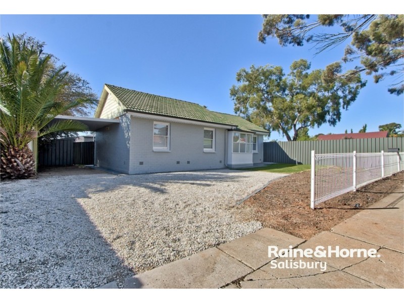 7 St Leonard Crescent, Elizabeth Downs SA 5113