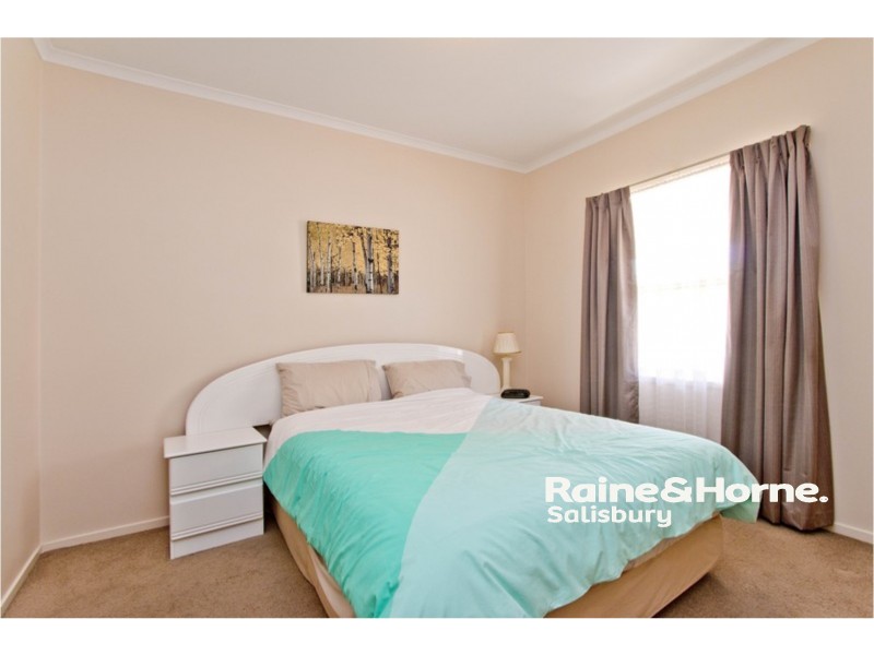 28 Blue Wren Circuit, Mawson Lakes SA 5095