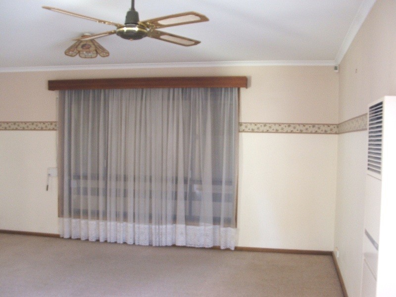 13 Miriam Road, Parafield Gardens SA 5107