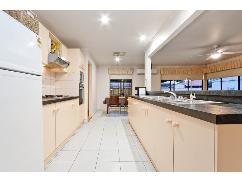 10 Lynette Lane, Salisbury Downs SA 5108