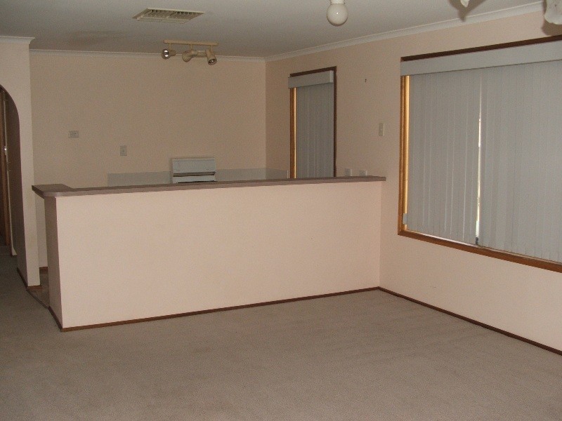 6 Judith Court, Hillbank SA 5112