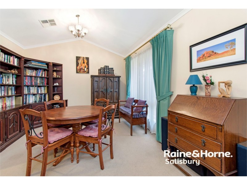56 Parkway Circuit, Parafield Gardens SA 5107