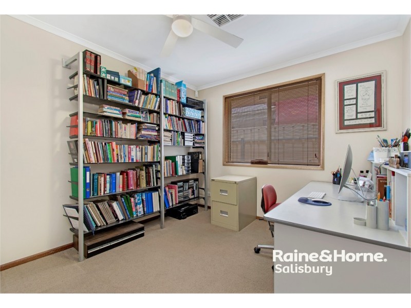 56 Parkway Circuit, Parafield Gardens SA 5107