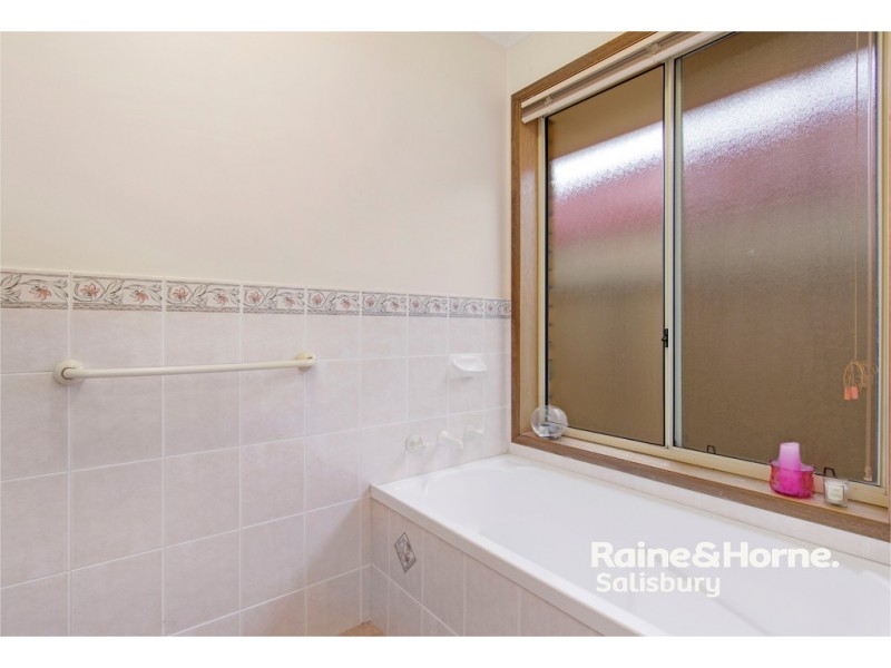 56 Parkway Circuit, Parafield Gardens SA 5107