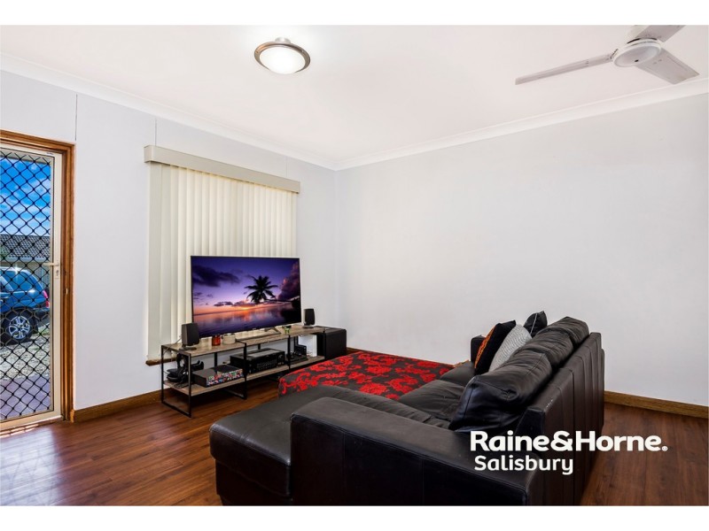 1/90 and 2/90 Clayson Road, Salisbury East SA 5109