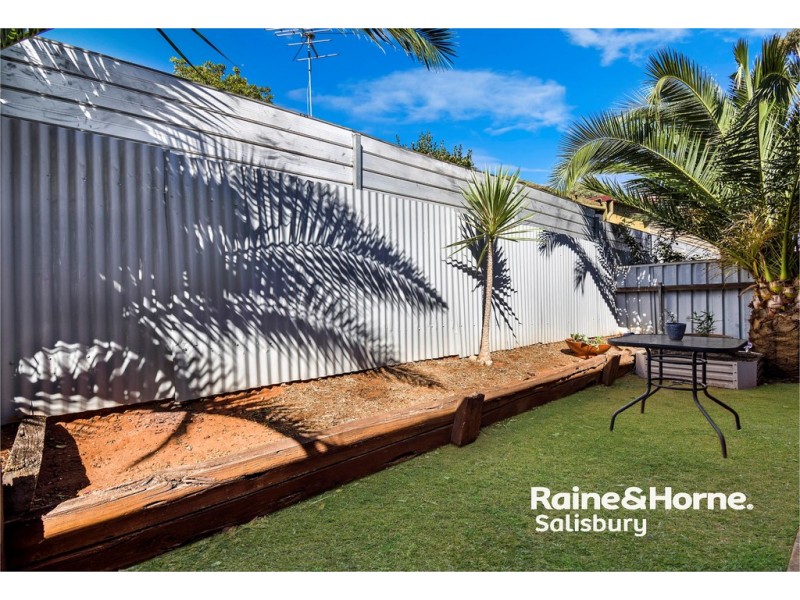 1/90 and 2/90 Clayson Road, Salisbury East SA 5109