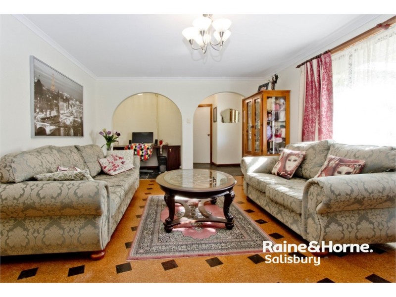26 Lyndon Road, Paralowie SA 5108