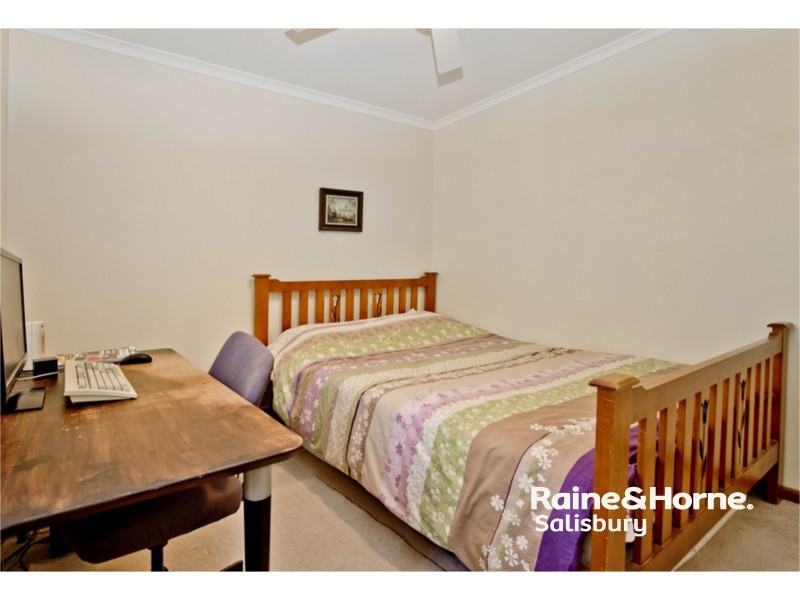 26 Lyndon Road, Paralowie SA 5108