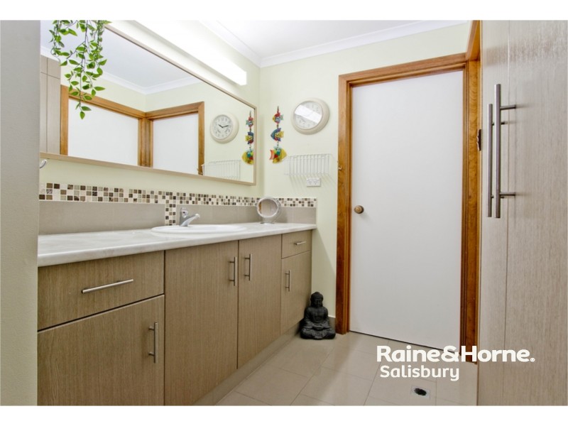 26 Lyndon Road, Paralowie SA 5108