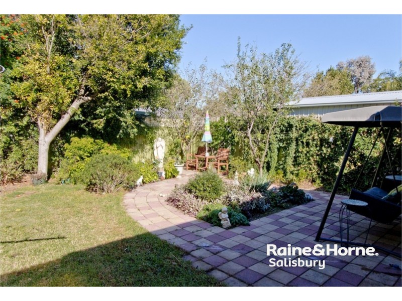 26 Lyndon Road, Paralowie SA 5108