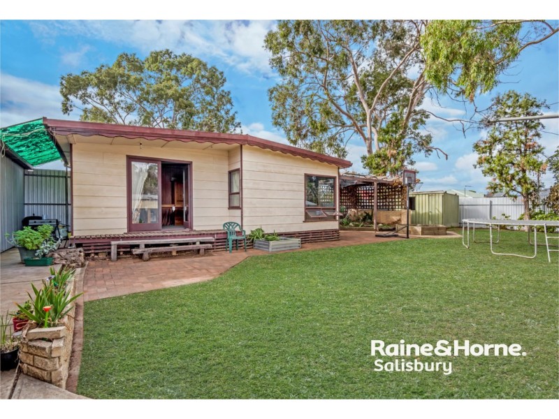 9 Wyatt Road, Parafield Gardens SA 5107