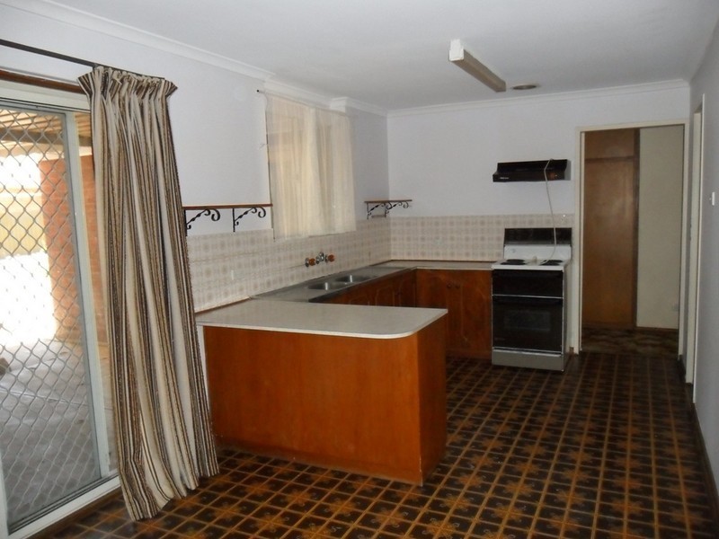 26 hilltop boulevard, Hillbank SA 5112