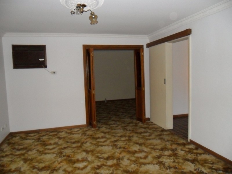 26 hilltop boulevard, Hillbank SA 5112