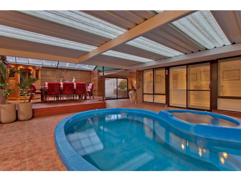 136 Target Hill Road, Salisbury Heights SA 5109