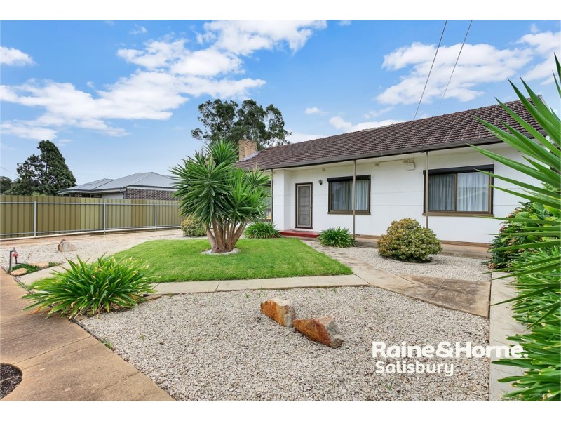 33 Leslie McIntyre Avenue, Salisbury Downs SA 5108