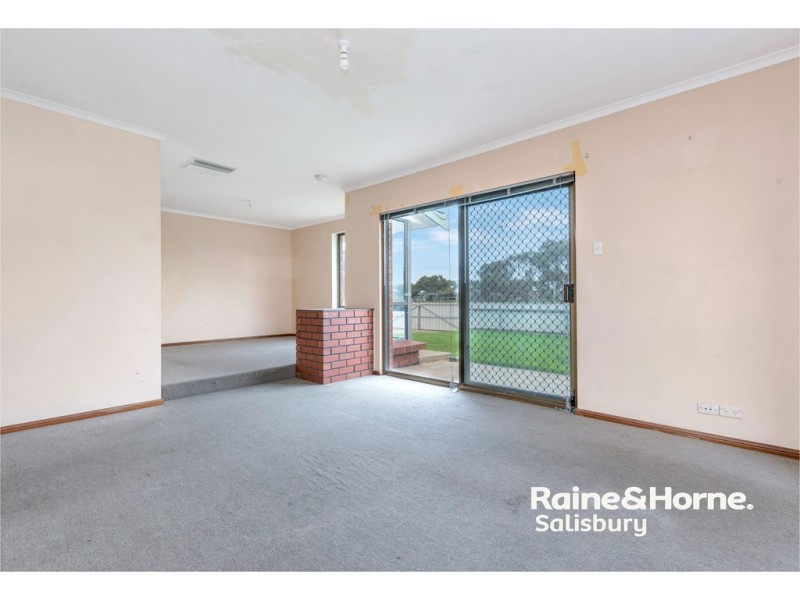 1 Bond Avenue, Burton SA 5110