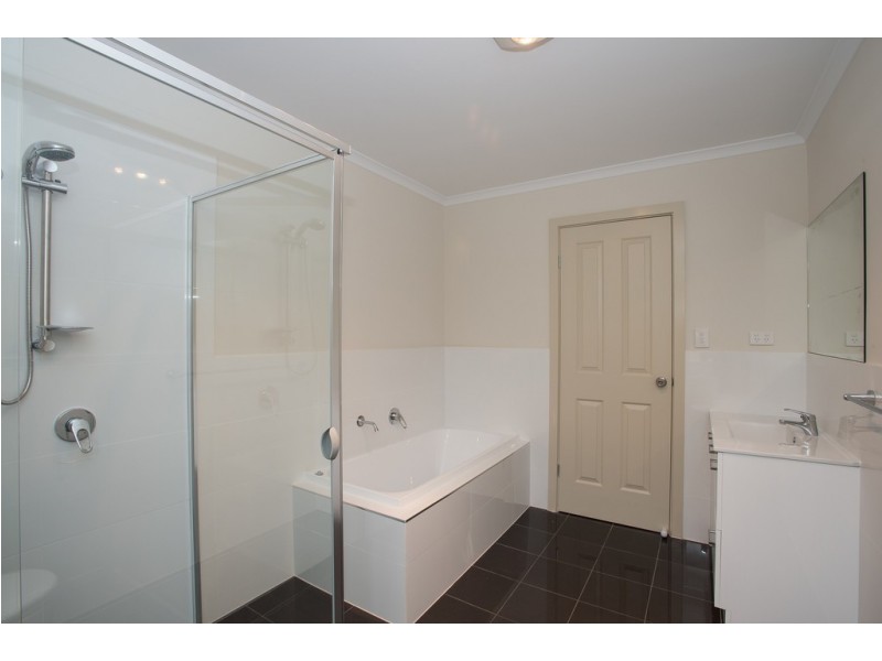 34 MaCartney Road, Parafield Gardens SA 5107