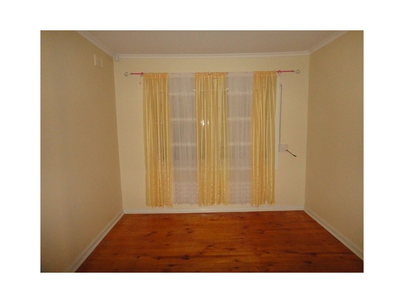 2 Dorothy Street, Brahma Lodge SA 5109