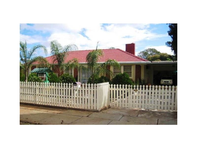 31 Bloomfield Crescent, Elizabeth Downs SA 5113