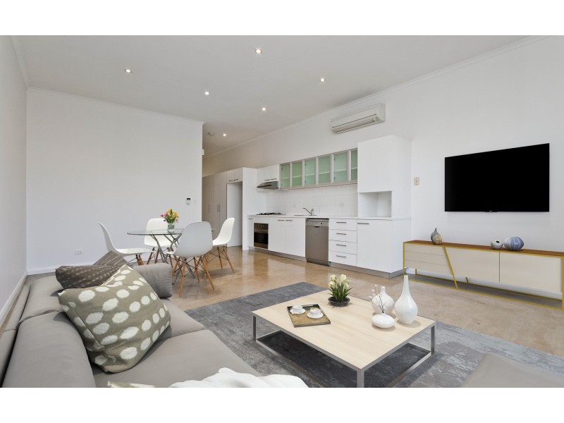 9 Mackenzie Circuit, Mawson Lakes SA 5095