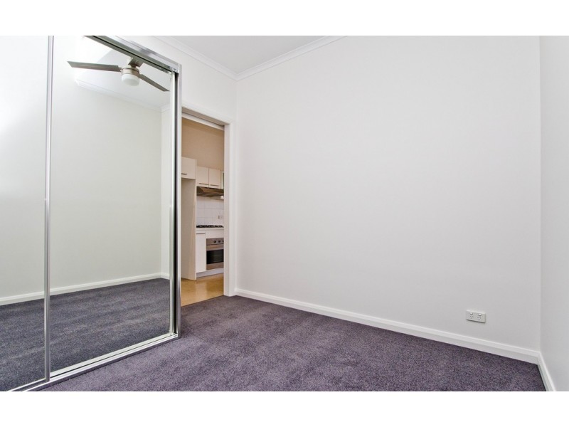 9 Mackenzie Circuit, Mawson Lakes SA 5095