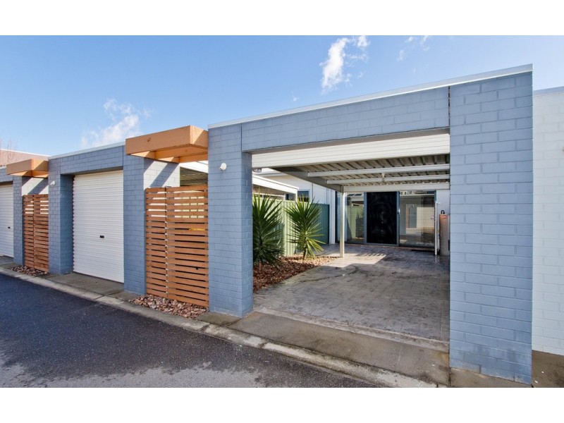 9 Mackenzie Circuit, Mawson Lakes SA 5095