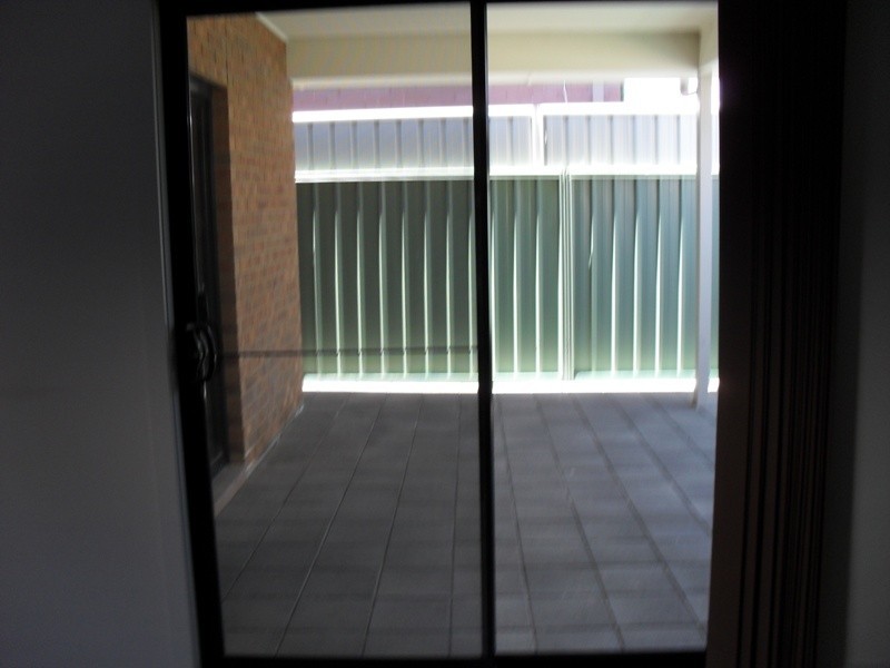 16 Lord Howe Crescent, Mawson Lakes SA 5095