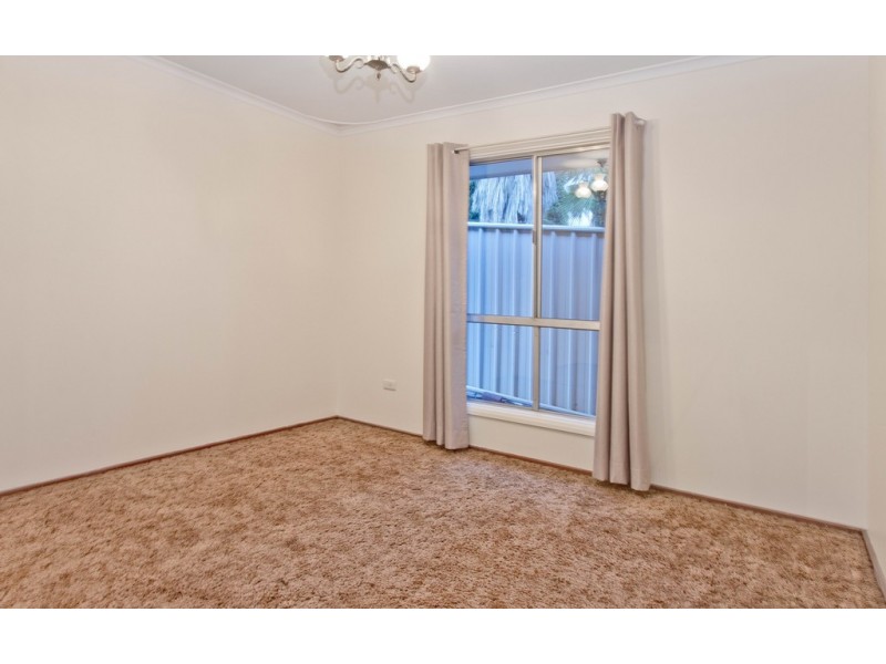 17 Brabham Crescent, Gulfview Heights SA 5096