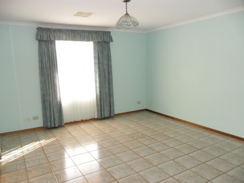 29 Walpole Road, Paralowie SA 5108