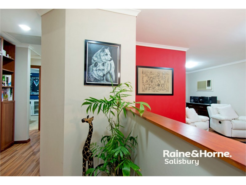 4 Wachtel Crescent, Burton SA 5110