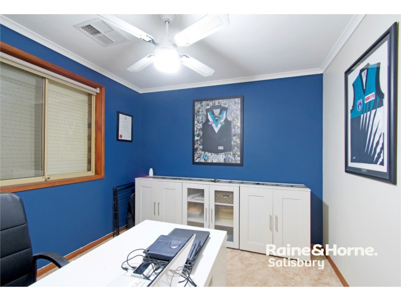 4 Wachtel Crescent, Burton SA 5110