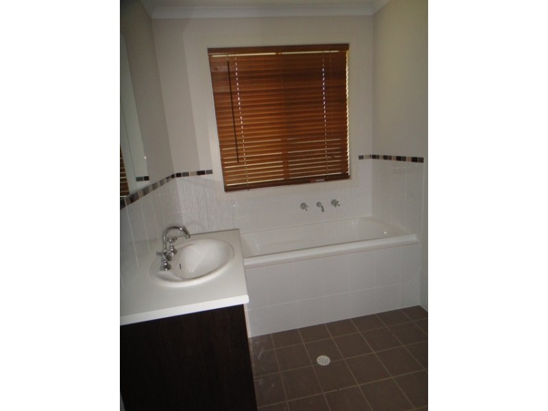 5 Liverpool Place, Elizabeth Park SA 5113