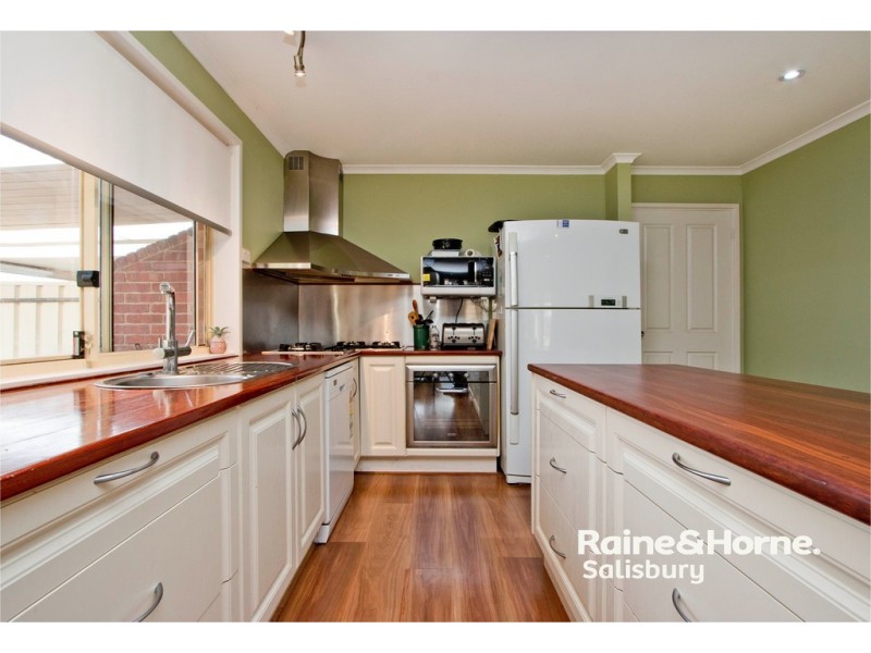 18 Islay Court, Greenwith SA 5125