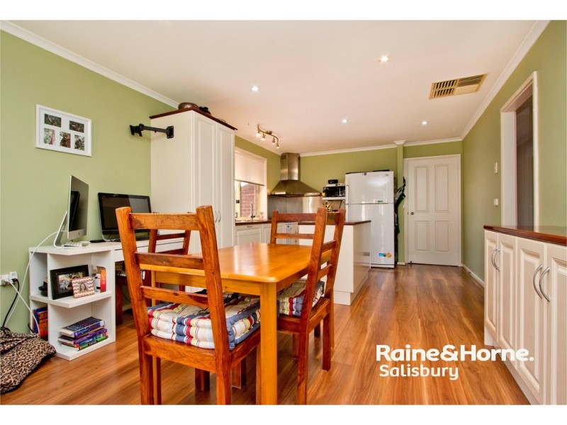 18 Islay Court, Greenwith SA 5125