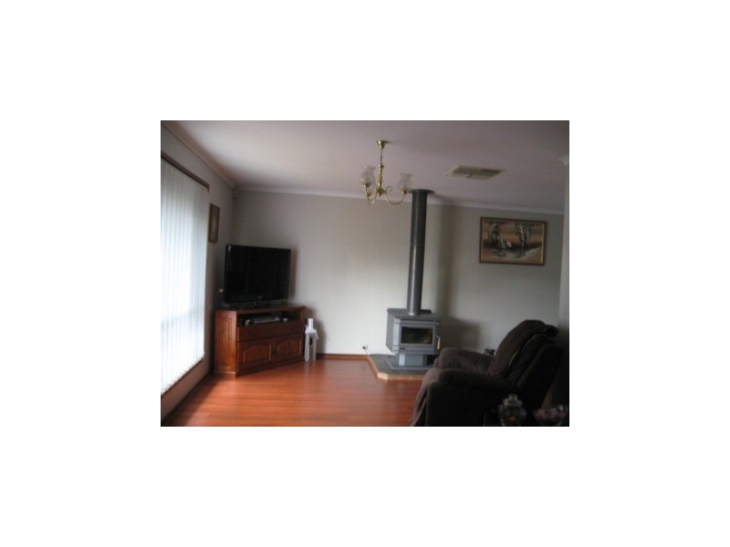 3 Mike Place, Salisbury Downs SA 5108