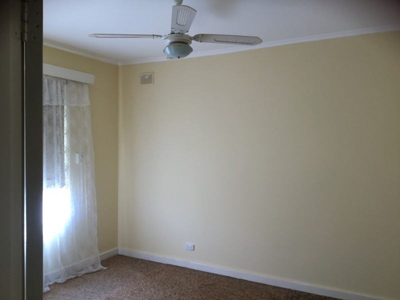 37 Campbell Drive, Para Hills SA 5096