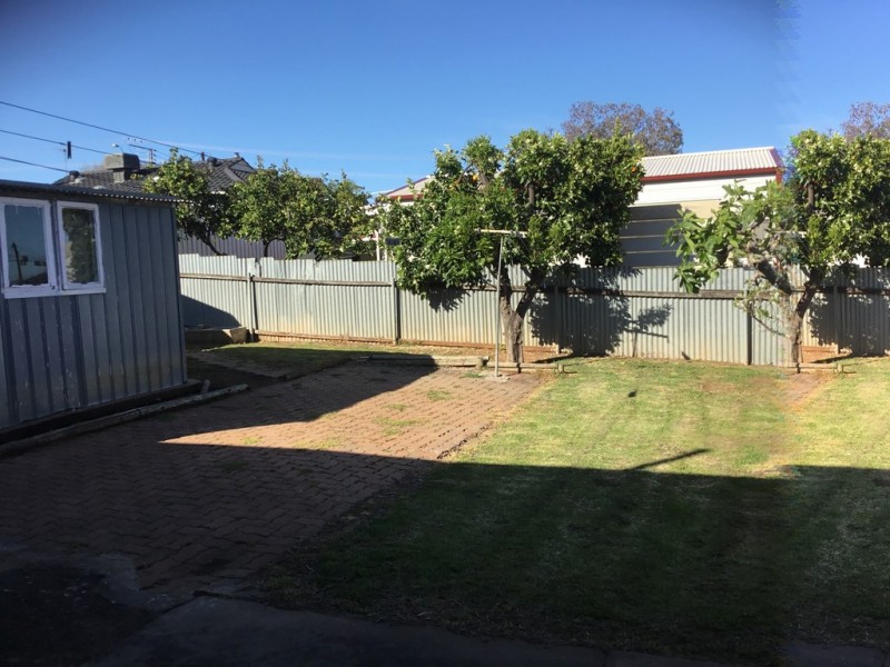 37 Campbell Drive, Para Hills SA 5096