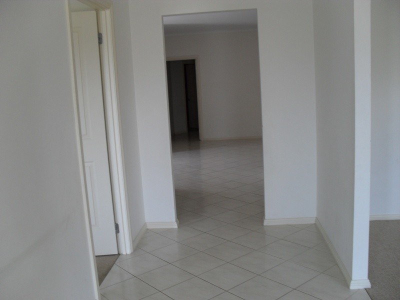 9 Desyllas Drive, Burton SA 5110