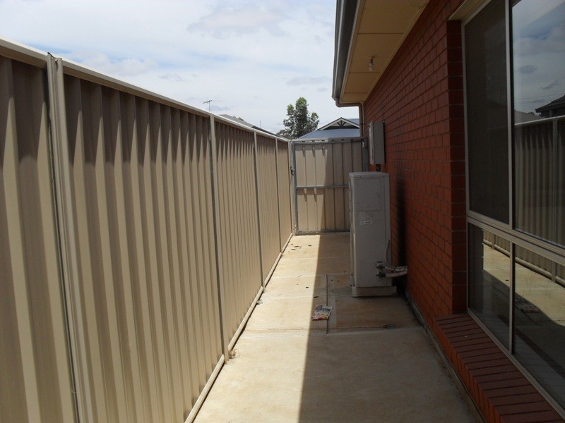 9 Desyllas Drive, Burton SA 5110