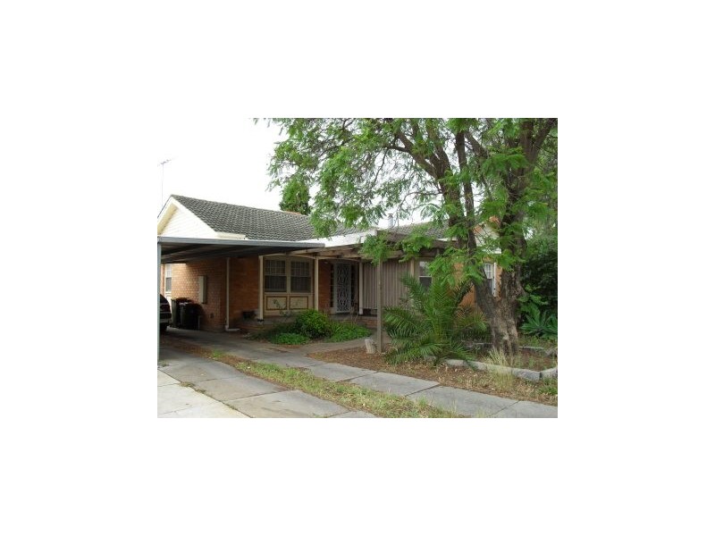 15 St Leonards Crescent, Elizabeth Downs SA 5113