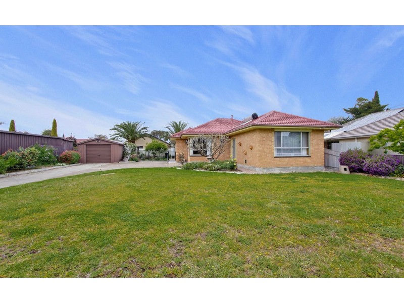 20 Aberdeen Crescent, Brahma Lodge SA 5109