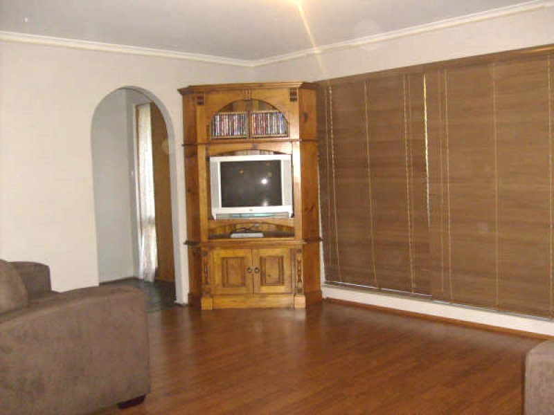 15 Lennox Drive, Paralowie SA 5108