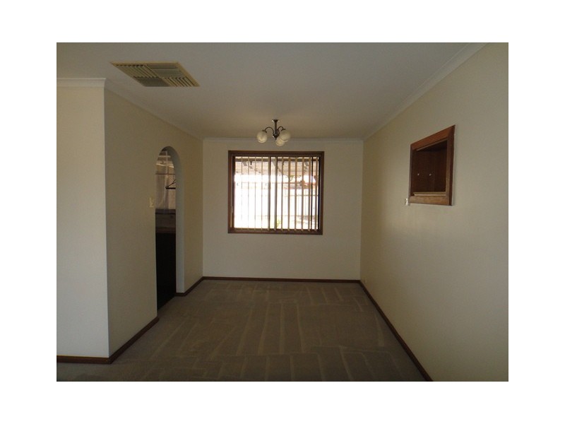 4 Iveleary Avenue, Salisbury East SA 5109