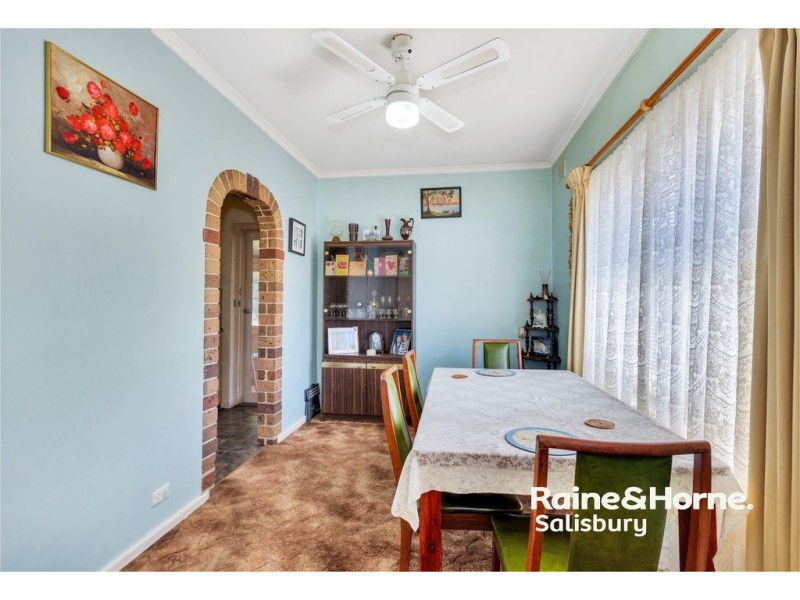 28 Devon Drive, Salisbury SA 5108