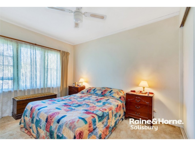 28 Devon Drive, Salisbury SA 5108