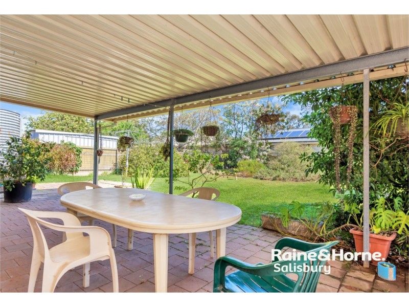 28 Devon Drive, Salisbury SA 5108