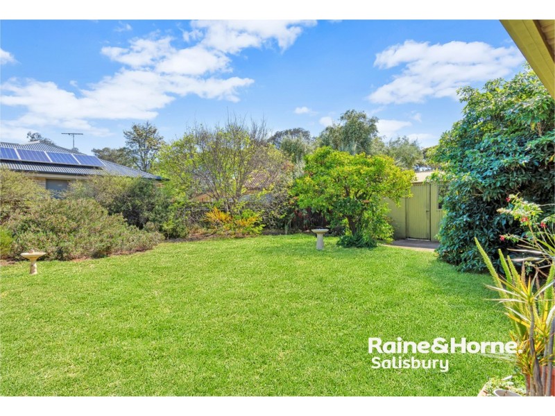 28 Devon Drive, Salisbury SA 5108